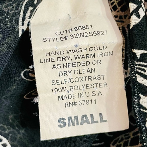 LOVE SQUARED Black Floral Kimono Sleeve Tunic - Picture 4 of 4